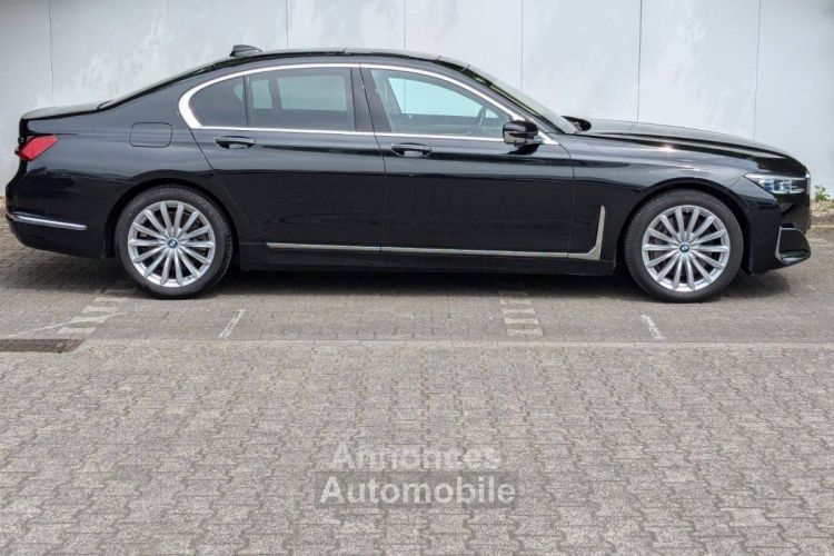 BMW Série 7 740d xDrive Sieges-S Massage Laser Pano - <small></small> 47.990 € <small>TTC</small> - #2