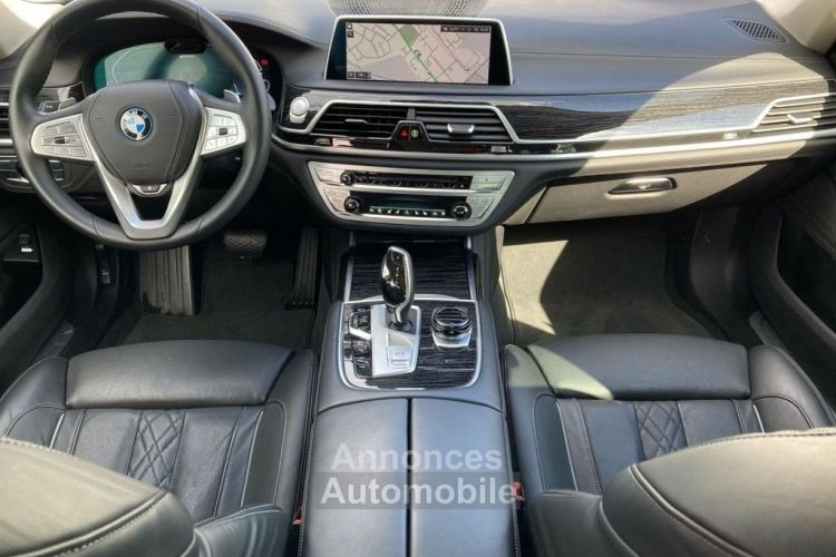 BMW Série 7 745e DAProf PA TV Laser GSD KomfSi  - <small></small> 59.990 € <small>TTC</small> - #13