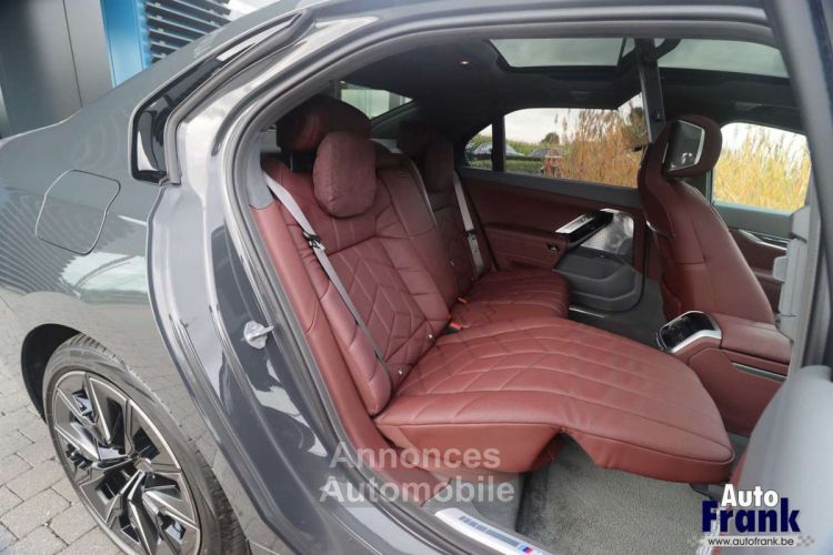 BMW Série 7 760 E M-SPORT FULL TV LOUNGE EXECUTIVE PRO - <small></small> 136.950 € <small>TTC</small> - #27