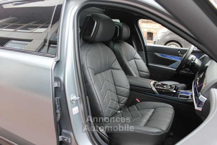 BMW Série 7 (G70) 750E XDRIVE 490 M SPORT BVA8 FULL Options - <small></small> 101.990 € <small>TTC</small> - #8