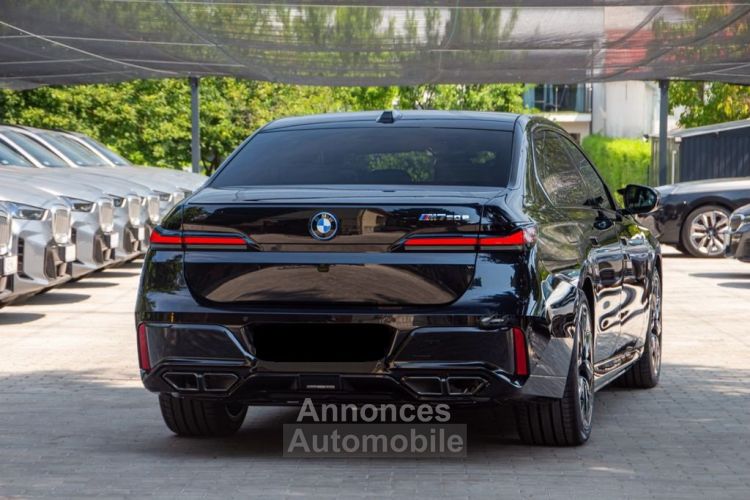 BMW Série 7 M760e GRAN LUSSO EXECUTIVE XDRIVE 571 M PERFORMANCE BVA8 - <small></small> 139.990 € <small>TTC</small> - #15