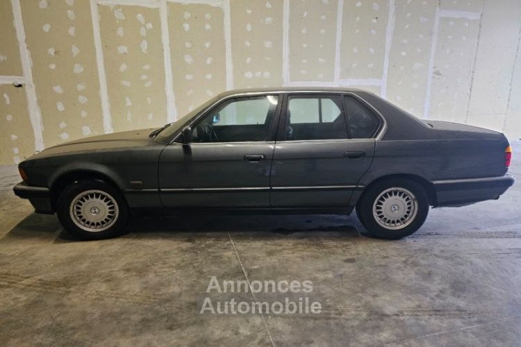 BMW Série 7 (E32) 730I 6 CYLINDRES BOITE AUTOMATIQUE - <small></small> 9.900 € <small>TTC</small> - #7