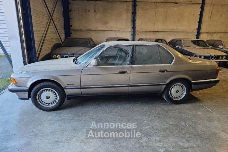 BMW Série 7 SERIE (E32) 730i 6 CYLINDRES BOITE MECANIQUE - <small></small> 13.900 € <small>TTC</small> - #8