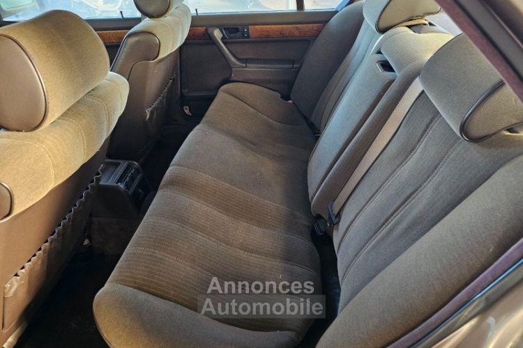 BMW Série 7 SERIE (E32) 730i 6 CYLINDRES BOITE MECANIQUE - <small></small> 13.900 € <small>TTC</small> - #15