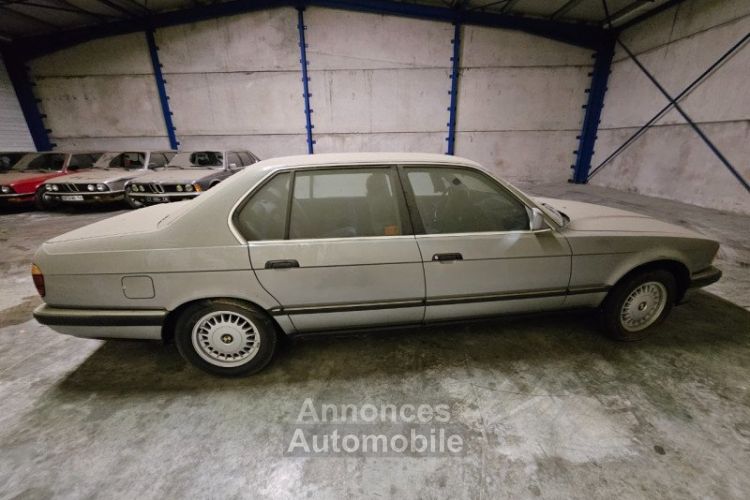 BMW Série 7 SERIE (E32) 735IL 6 CYLINDRES BOITE AUTOMATIQUE - <small></small> 9.900 € <small>TTC</small> - #8