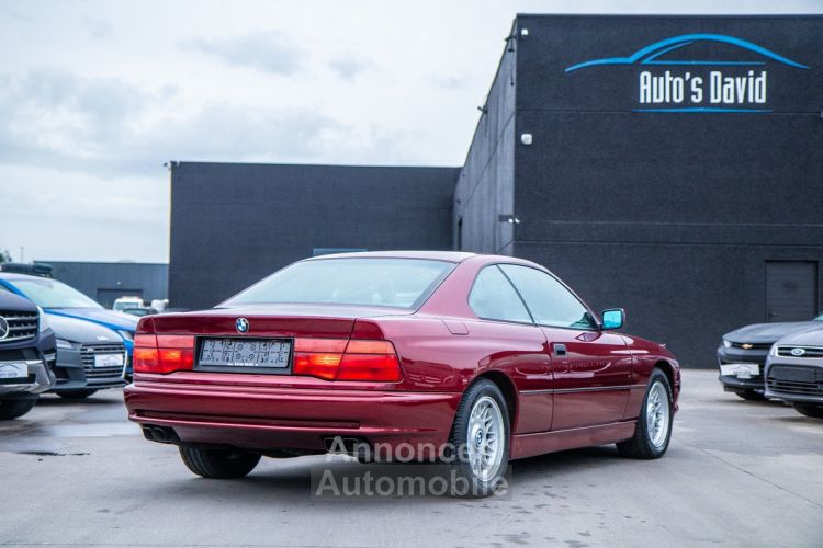BMW Série 8 850i 5.0 V12 Coupé E31 - OLDTIMER - HISTORIEK - AIRCO - ZETELVERWARMING - CAMERA - <small></small> 20.999 € <small>TTC</small> - #12