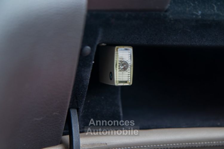 BMW Série 8 850i 5.0 V12 Coupé E31 - OLDTIMER - HISTORIEK - AIRCO - ZETELVERWARMING - CAMERA - <small></small> 20.999 € <small>TTC</small> - #38