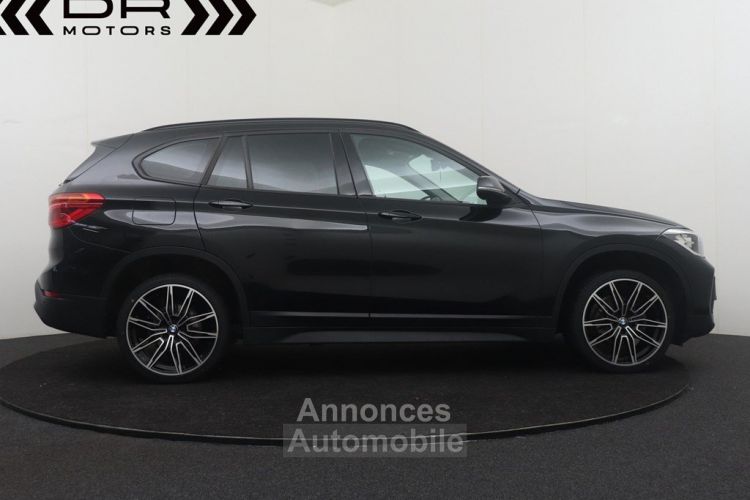 BMW X1 16d sDrive FACELIFT - ADVANTAGE BUSINESS NAVI TOPSTAAT - <small></small> 19.995 € <small>TTC</small> - #2