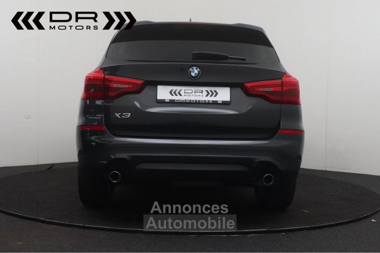 BMW X3 sDrive 18dA - TOPSTAAT NAVI LED PDC - <small></small> 26.995 € <small>TTC</small> - #3