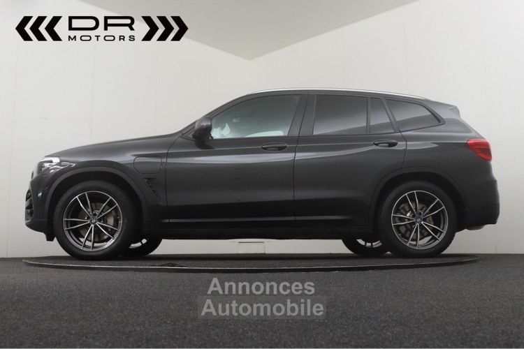 BMW X3 xDrive 30e ADVANTAGE - LEDER NAVI LED TREKHAAK - <small></small> 29.995 € <small>TTC</small> - #2