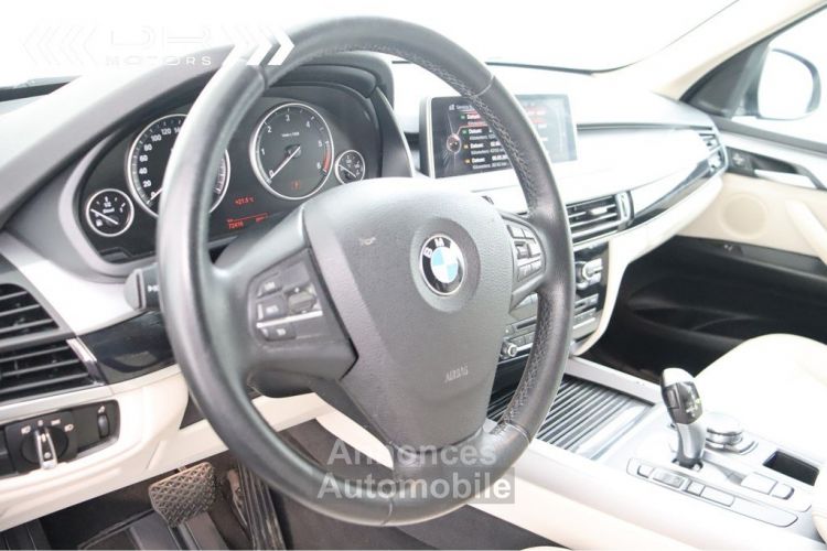 BMW X5 25dA sDrive - LEDER NAVI BTW AFTREKBAAR TREKHAAK - <small></small> 30.995 € <small>TTC</small> - #35