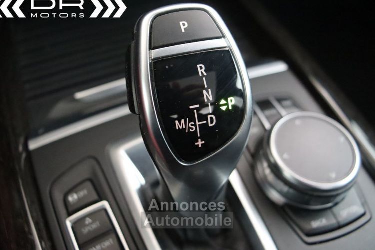 BMW X5 3.0dAs xDrive M PACK - PANODAK LED NAVI KEYLESS HiFi STANDVERWARMING - <small></small> 37.995 € <small>TTC</small> - #30