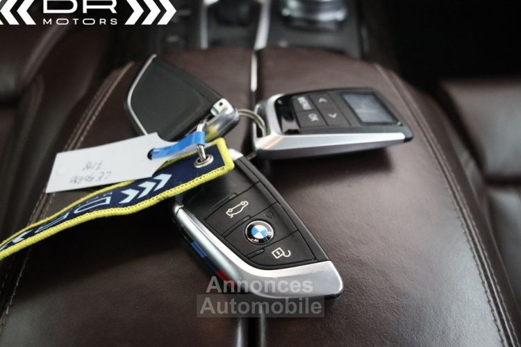BMW X5 3.0dAs xDrive M PACK - PANODAK LED NAVI KEYLESS HiFi STANDVERWARMING - <small></small> 37.995 € <small>TTC</small> - #43