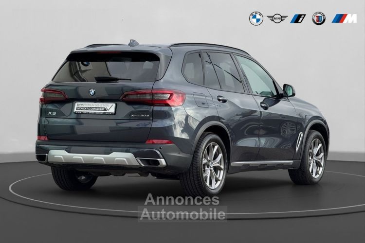 BMW X5 xDrive30d 286Ch Parkassist Caméra Panorama Adaptive Alarme / 32 - <small></small> 56.650 € <small></small> - #2