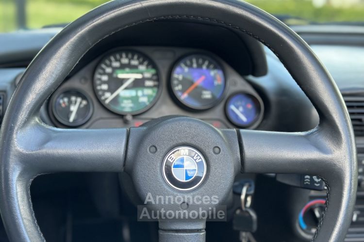 BMW Z1 BMW Z1 2.5 170 - <small></small> 49.990 € <small>TTC</small> - #15