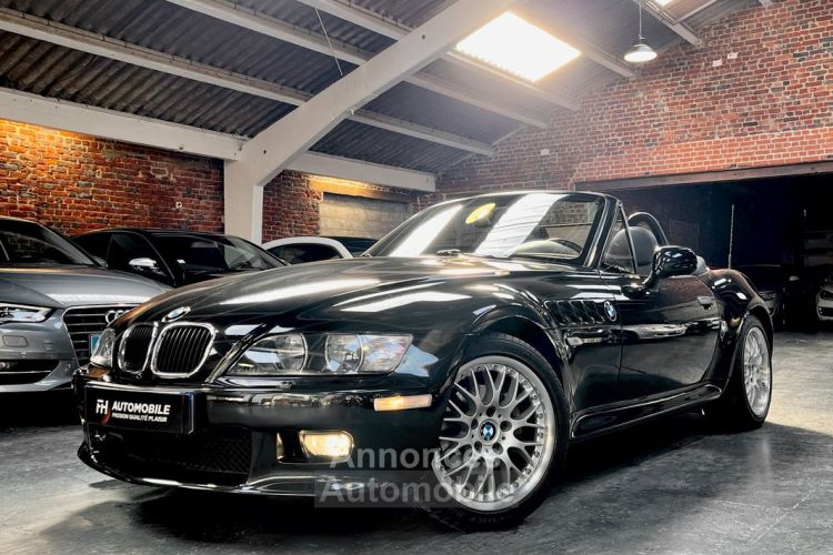 BMW Z3 Roadster 2.2i Sport Edition 24 680 kms certifiés Châssis M, Harman Kardon Carnet et historique État concours - <small></small> 31.980 € <small>TTC</small> - #1