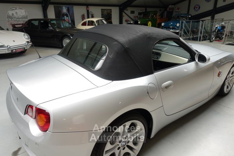 BMW Z4 - <small></small> 15.900 € <small>TTC</small> - #42