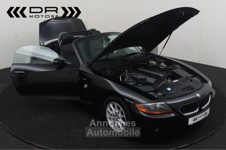 BMW Z4 23i - LEDER KLASSIEKER IN WORDING - <small></small> 9.995 € <small>TTC</small> - #12