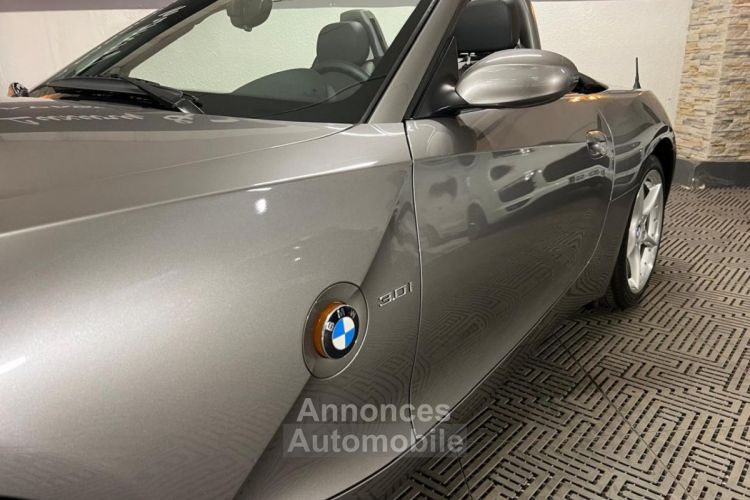 BMW Z4 Roadster 3.0i 231ch bvm6 - 1°main - 49000km - Suivi complet - Etat exceptionnel - Collector - <small></small> 28.990 € <small>TTC</small> - #23