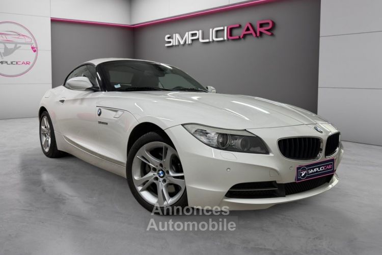 BMW Z4 ROADSTER E89 sDrive28i 245ch M Sport // SIEGES VOLANT CHAUFFANTS / GPS / CARNET ENTRETIEN / Garantie 12 mois - <small></small> 24.980 € <small>TTC</small> - #1