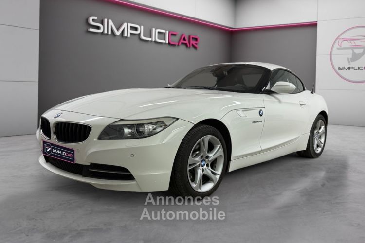 BMW Z4 ROADSTER E89 sDrive28i 245ch M Sport // SIEGES VOLANT CHAUFFANTS / GPS / CARNET ENTRETIEN / Garantie 12 mois - <small></small> 24.980 € <small>TTC</small> - #4