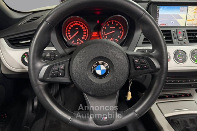 BMW Z4 ROADSTER E89 sDrive28i 245ch M Sport // SIEGES VOLANT CHAUFFANTS / GPS / CARNET ENTRETIEN / Garantie 12 mois - <small></small> 24.980 € <small>TTC</small> - #12