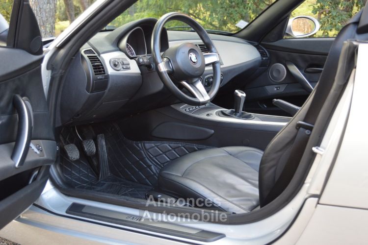 BMW Z4 SUPERBE BMW Z4 E85 3.0 L6 231ch BV6 2EME MAIN XENON CUIR 18 ALARME CLIM... SEULEMENT 134000 KMS PLUS DE 4000E DE FRAIS RECENTS - <small></small> 15.990 € <small>TTC</small> - #17