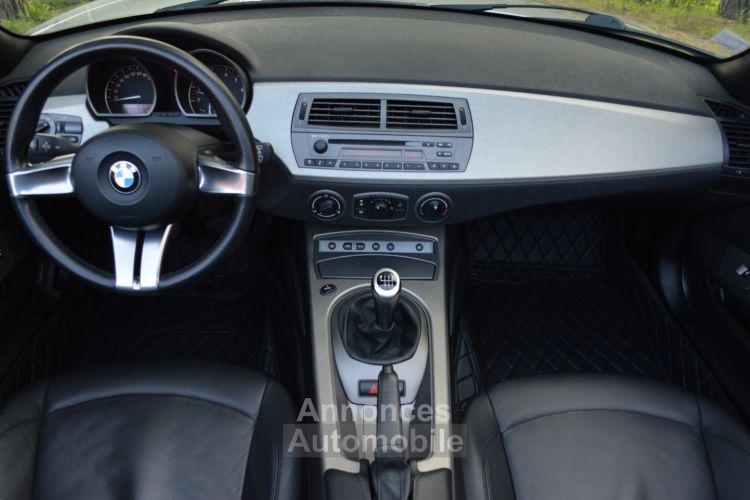 BMW Z4 SUPERBE BMW Z4 E85 3.0 L6 231ch BV6 2EME MAIN XENON CUIR 18 ALARME CLIM... SEULEMENT 134000 KMS PLUS DE 4000E DE FRAIS RECENTS - <small></small> 15.990 € <small>TTC</small> - #22