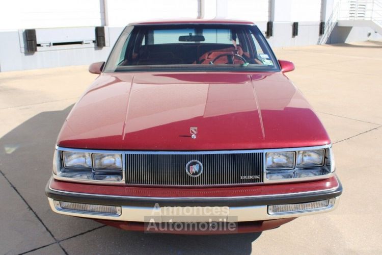 Buick ELECTRA - <small></small> 21.900 € <small>TTC</small> - #8