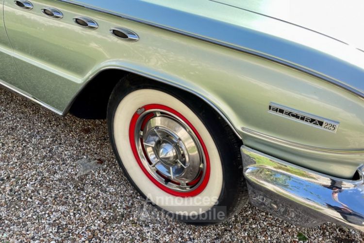 Buick ELECTRA 225 1961 cabriolet - <small></small> 59.500 € <small>TTC</small> - #44