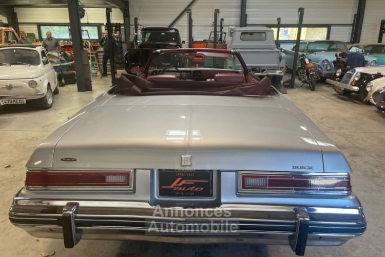 Buick LeSabre CUSTOM CONVERTIBLE 455 CU - <small></small> 26.900 € <small>TTC</small> - #12