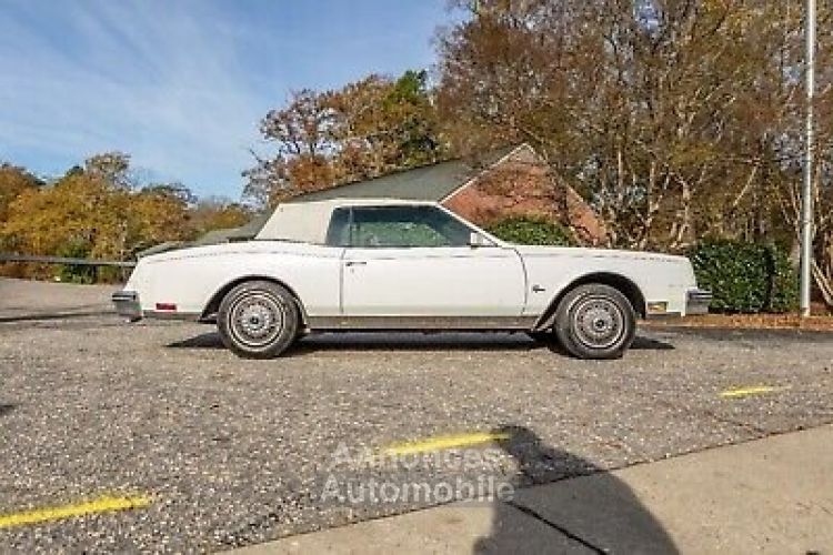 Buick Riviera - <small></small> 21.000 € <small>TTC</small> - #21