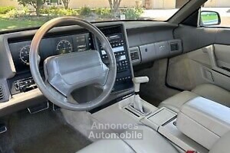 Cadillac Allante - <small></small> 38.000 € <small>TTC</small> - #19