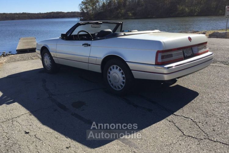 Cadillac Allante - <small></small> 26.700 € <small>TTC</small> - #19