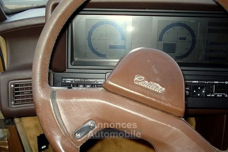 Cadillac Allante - <small></small> 16.300 € <small>TTC</small> - #20