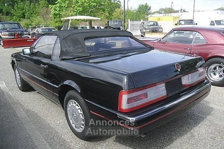 Cadillac Allante - <small></small> 15.100 € <small>TTC</small> - #7