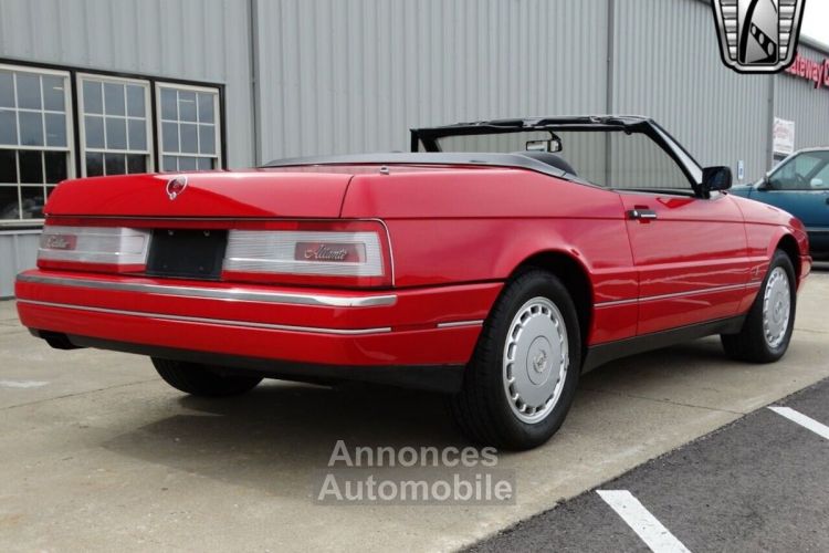 Cadillac Allante - <small></small> 17.700 € <small>TTC</small> - #8