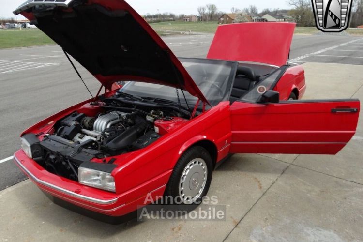 Cadillac Allante - <small></small> 17.700 € <small>TTC</small> - #12