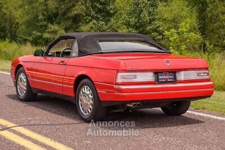 Cadillac Allante Convertible  - <small></small> 22.100 € <small>TTC</small> - #4