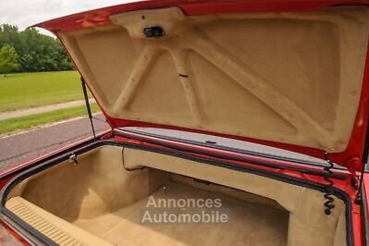 Cadillac Allante Convertible  - <small></small> 22.100 € <small>TTC</small> - #12