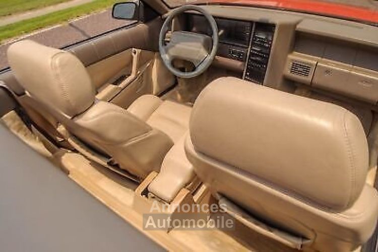 Cadillac Allante Convertible  - <small></small> 22.100 € <small>TTC</small> - #15