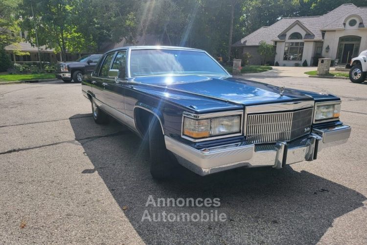 Cadillac Brougham - <small></small> 33.000 € <small>TTC</small> - #2