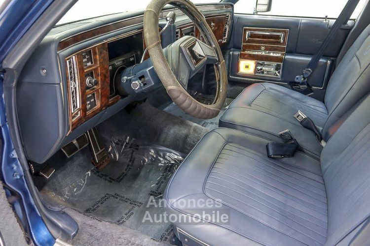 Cadillac Brougham - <small></small> 22.000 € <small>TTC</small> - #12