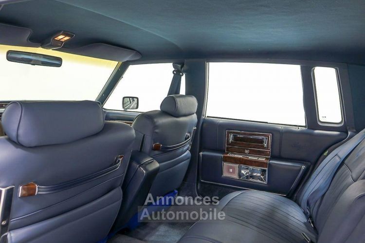 Cadillac Brougham - <small></small> 22.000 € <small>TTC</small> - #14