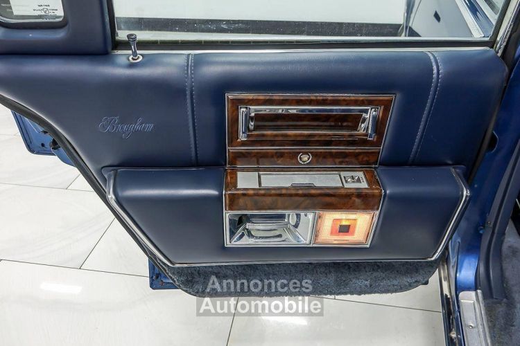 Cadillac Brougham - <small></small> 22.000 € <small>TTC</small> - #21