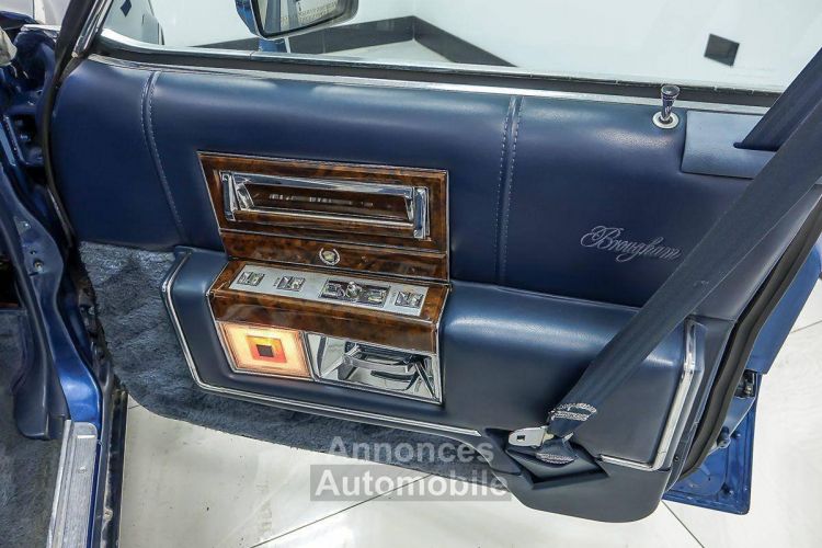 Cadillac Brougham - <small></small> 22.000 € <small>TTC</small> - #24