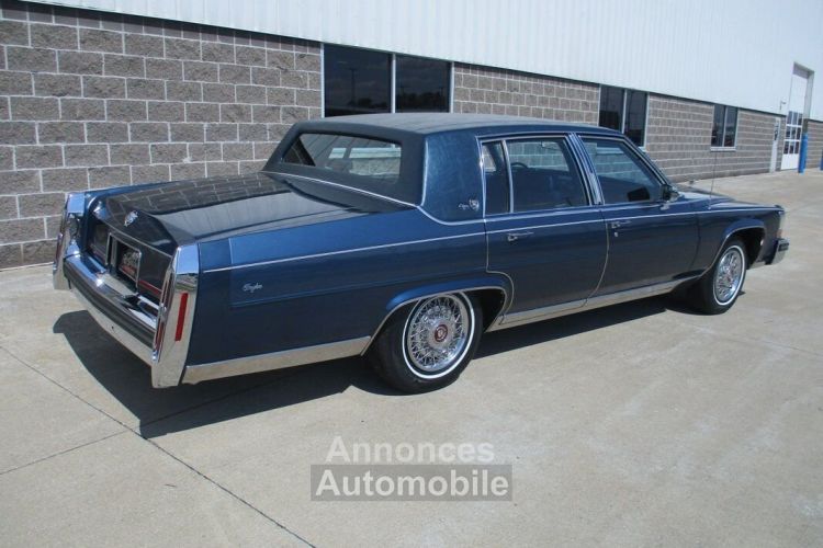 Cadillac Brougham d'Elegance  - <small></small> 26.000 € <small>TTC</small> - #10