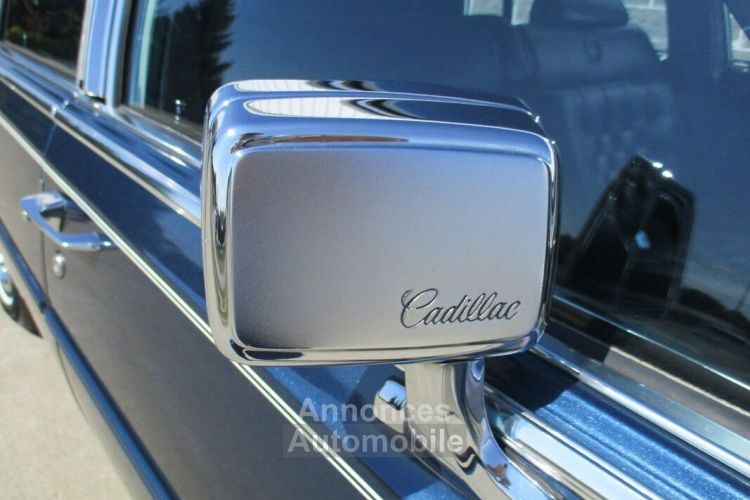 Cadillac Brougham d'Elegance  - <small></small> 26.000 € <small>TTC</small> - #23