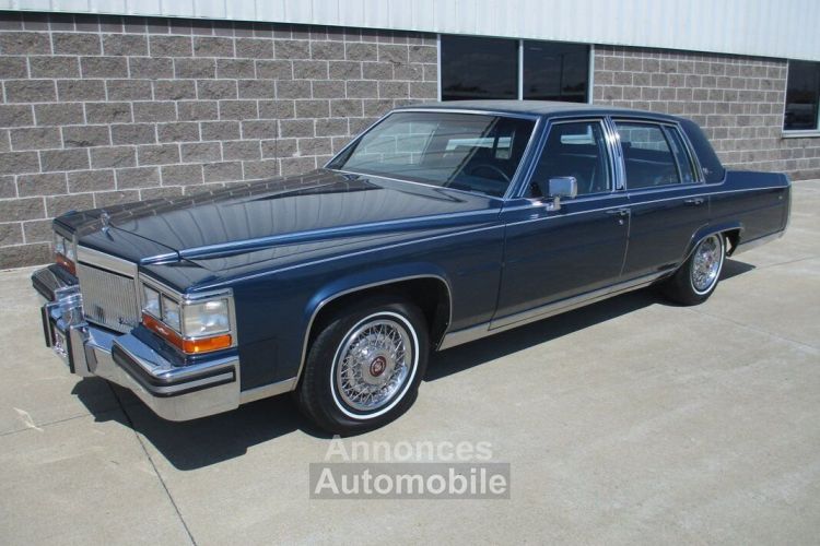 Cadillac Brougham d'Elegance  - <small></small> 26.000 € <small>TTC</small> - #33