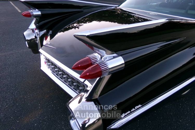 Cadillac Coupe DeVille - <small></small> 121.000 € <small>TTC</small> - #5